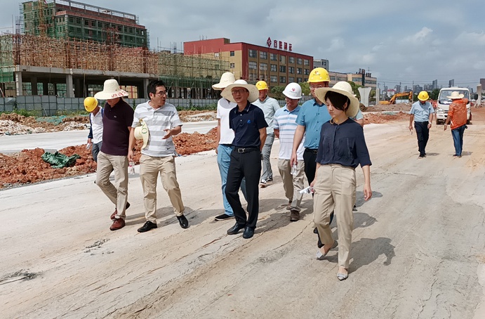 鄭學(xué)平蒞臨廣州路東延工程項目進(jìn)行質(zhì)量安全檢查6912.jpg