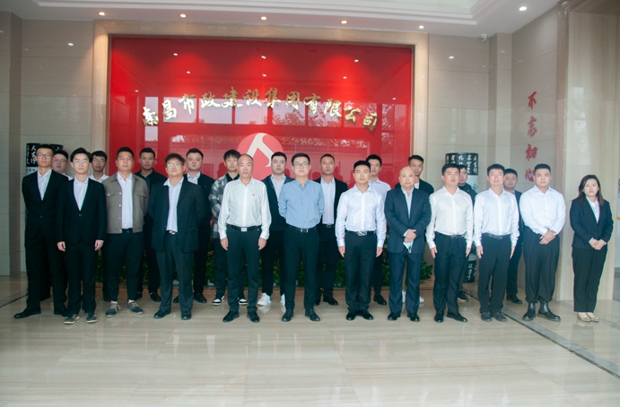 南昌市政建設(shè)集團安監(jiān)(信訪)部組織開展“師帶徒”活動啟動儀式 南昌市政建設(shè)集團安監(jiān)(信訪)部組織開展“師帶徒”活動啟動儀式