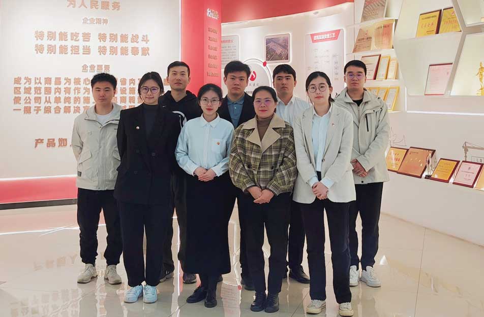 打造企業(yè)文化“先鋒隊(duì)” 打造企業(yè)文化“先鋒隊(duì)”